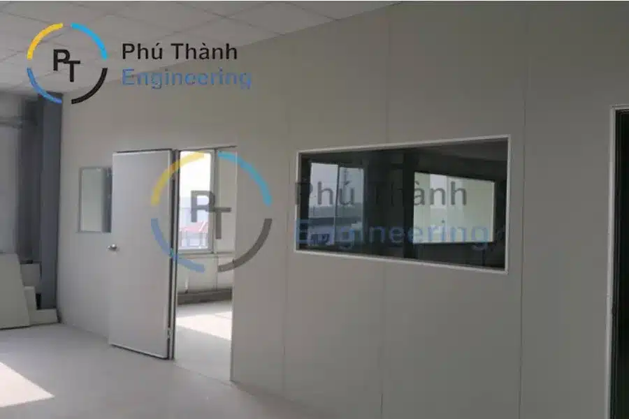 Giải Pháp Thi Công Vách Panel Bền Đẹp – Hiệu Quả Cách Âm, Cách Nhiệt 15 Mẫu Vách Panel cho nhà xưởng hiện đại tại Bình Dương
